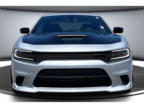 Used 2023 Dodge Charger R/T w/ Performance Handling Group RWD image 4