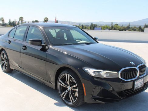 Used 2023 BMW 330i Sedan w/ Driving Assistance Package RWD image 2