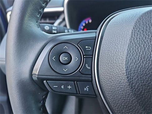 Used 2022 Toyota Corolla Cross XLE image 20