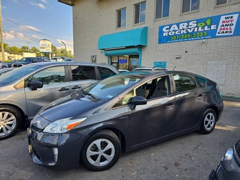 Used 2015 Toyota Prius Two FWD image 4