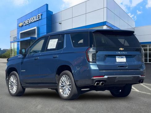 Used 2025 Chevrolet Tahoe High Country AWD/4WD image 6