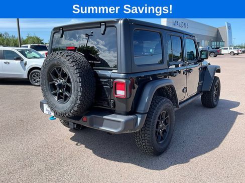 Used 2024 Jeep Wrangler Unlimited AWD/4WD image 7