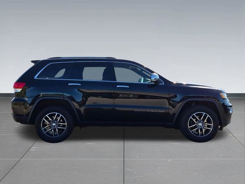 Used 2018 Jeep Grand Cherokee Limited AWD/4WD image 10