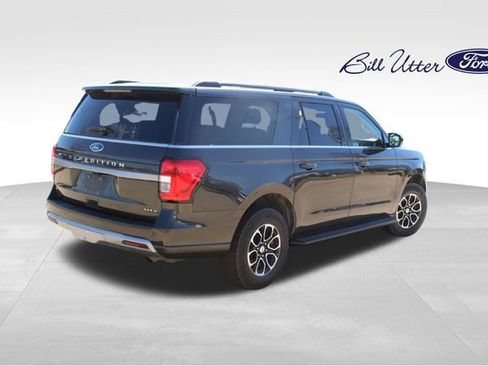 Used 2024 Ford Expedition Max XLT image 5