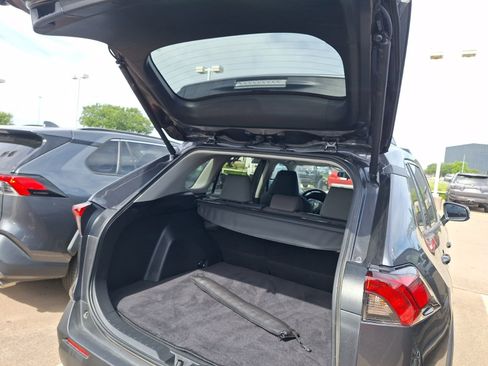 Used 2024 Toyota RAV4 XLE w/ Convenience Package image 36