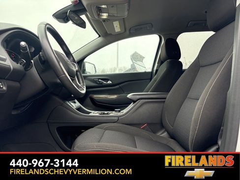 Used 2023 GMC Acadia SLE w/ Driver Convenience Package image 12