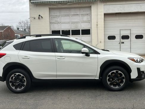 Certified 2023 Subaru Crosstrek 2.0i Premium image 3