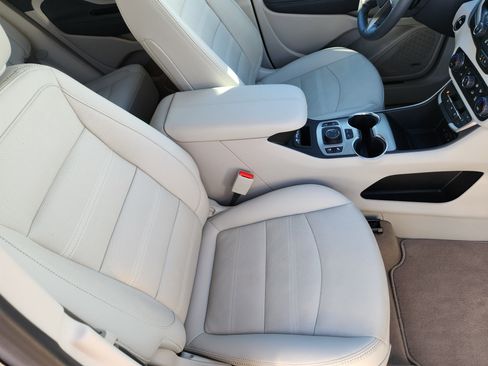 Certified 2023 GMC Terrain Denali w/ Denali Premium Package image 11