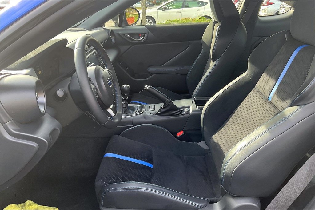 Used 2025 Subaru BRZ tS RWD image 30