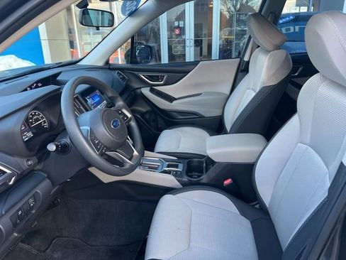 Used 2024 Subaru Forester Base image 23