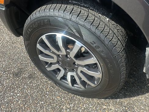 Used 2019 Ford Ranger XLT w/ Equipment Group 302A Luxury RWD image 10