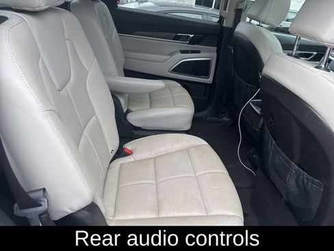 Used 2022 Kia Telluride EX w/ EX Premium Package AWD/4WD image 11