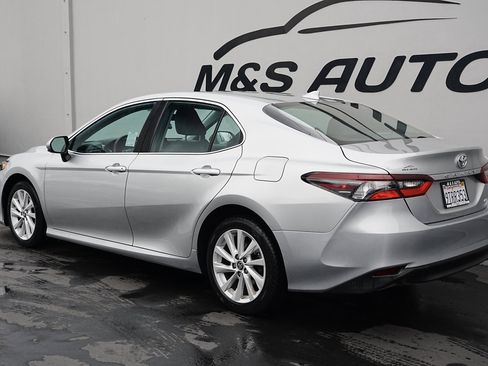 Used 2021 Toyota Camry LE w/ Carpet Mat Package (TMS) image 6