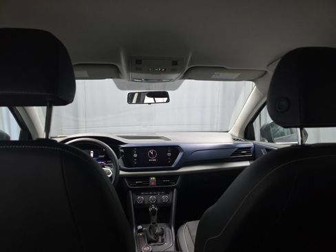 Used 2022 Volkswagen Taos SE image 16