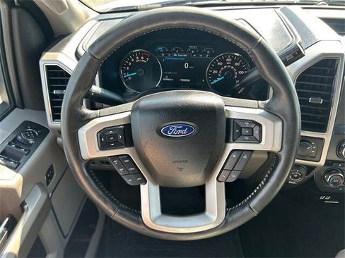 Used 2018 Ford F150 Lariat image 19