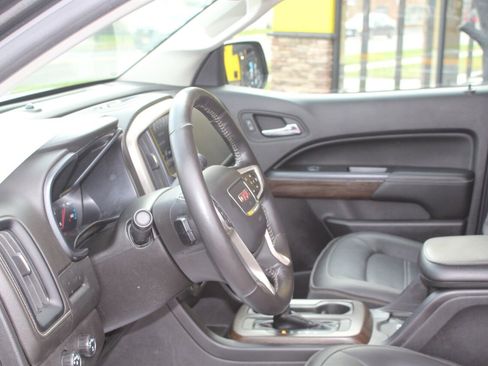 Used 2018 GMC Canyon Denali w/ LPO, Gearon Bar Package image 18