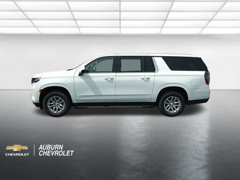 Certified 2022 Chevrolet Suburban LS AWD/4WD image 6