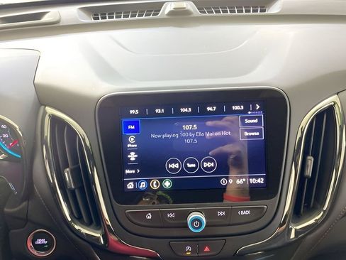 Used 2024 Chevrolet Equinox RS AWD/4WD image 40