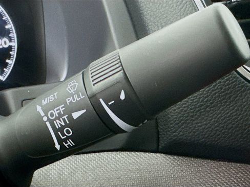 Certified 2025 Honda Ridgeline Sport image 13