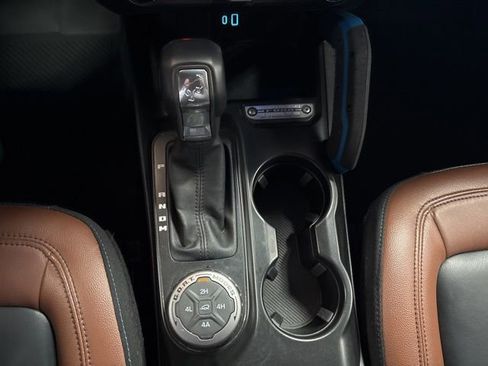 Used 2023 Ford Bronco Outer Banks AWD/4WD image 18