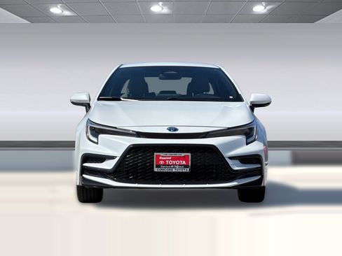 Certified 2024 Toyota Corolla SE FWD image 6