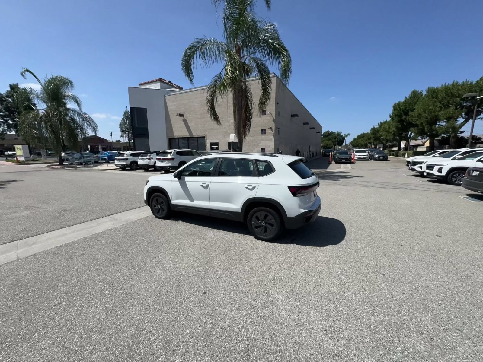 Used 2026 Volkswagen Taos S FWD image 10