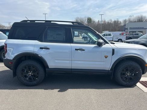 New 2026 Ford Bronco Sport Badlands w/ Sasquatch Badlands Package AWD/4WD image 8