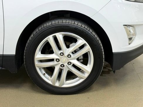 Used 2018 Chevrolet Equinox Premier AWD/4WD image 4