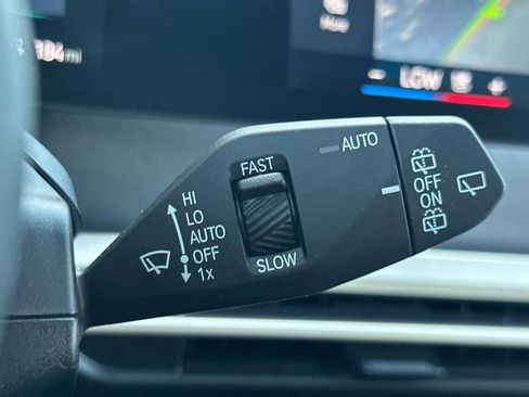 Used 2025 BMW iX xDrive50 image 35