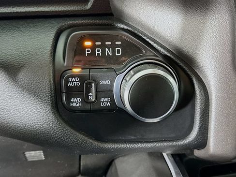 Used 2020 RAM 1500 Big Horn AWD/4WD image 17