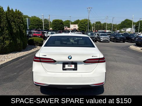Used 2026 BMW 530i xDrive AWD/4WD image 5