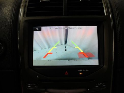 Used 2012 Lincoln MKX AWD image 4