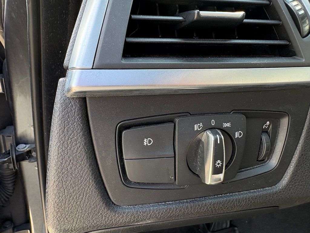 Used 2018 BMW 430i Convertible RWD image 18