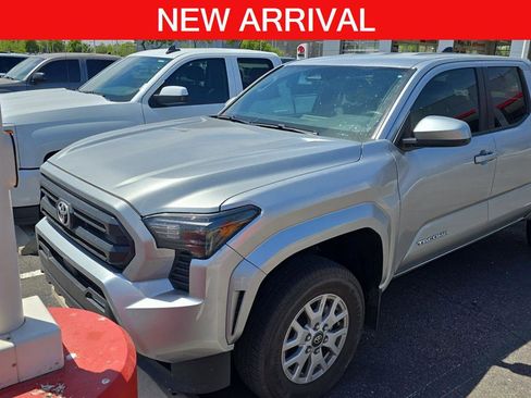 Used 2024 Toyota Tacoma SR5 image 1