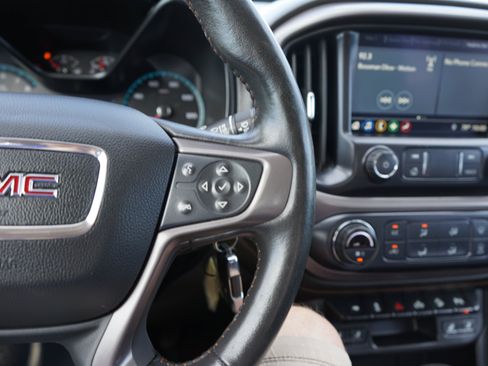 Used 2022 GMC Canyon AT4 w/ Trailering Package AWD/4WD image 12