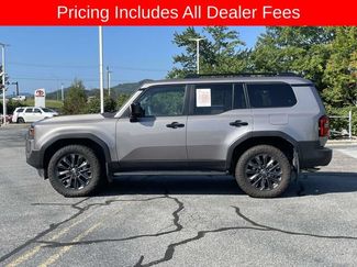 Used 2025 Toyota Land Cruiser w/ Premium Package AWD/4WD video 2