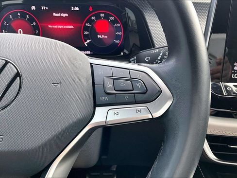 Used 2024 Volkswagen Atlas Cross Sport SEL Premium R-Line AWD/4WD image 19