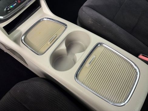 Used 2013 Dodge Grand Caravan Crew w/ Driver Convenience Group image 21