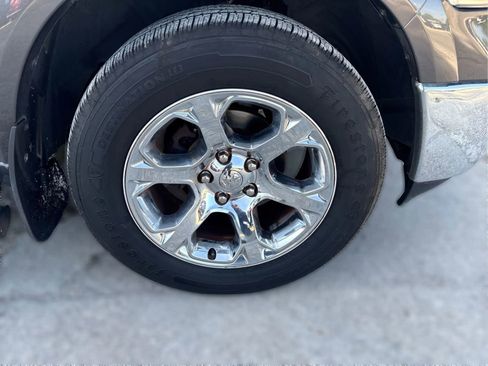 Used 2017 RAM 1500 Laramie w/ Convenience Group AWD/4WD image 14