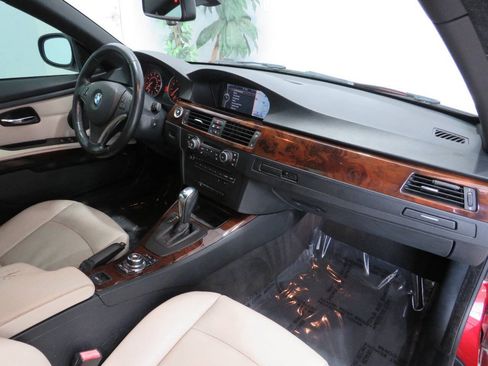 Used 2012 BMW 328i Convertible RWD image 8