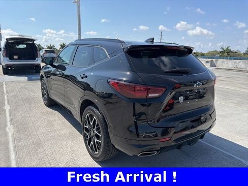 Certified 2025 Chevrolet Blazer RS w/ Driver Confidence II Package image 19