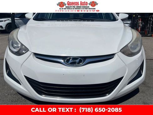 Used 2014 Hyundai Elantra SE FWD image 26