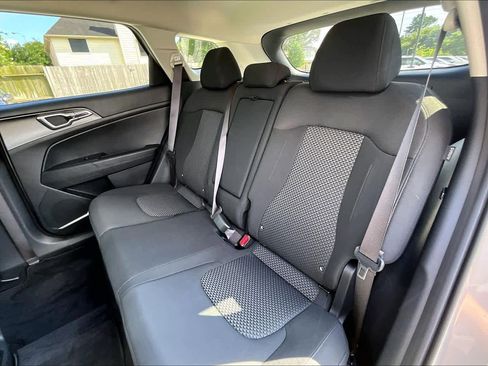 Certified 2026 Kia Sportage LX FWD image 18