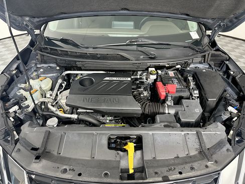 Used 2023 Nissan Rogue S AWD/4WD image 31