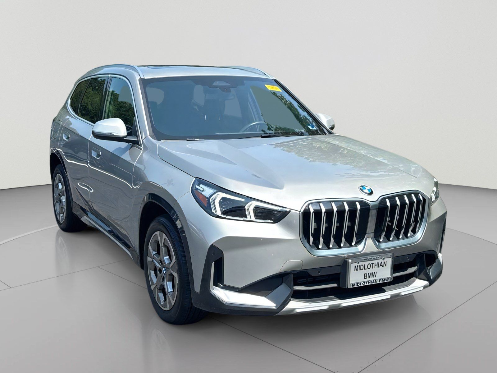 Used 2023 BMW X1 xDrive28i w/ Convenience Package AWD/4WD image 8