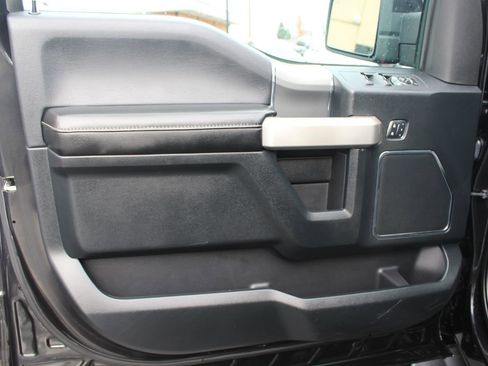 Used 2015 Ford F150 Lariat w/ Equipment Group 502A Luxury image 16