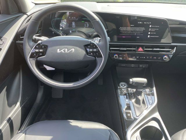 New 2026 Kia Niro EX FWD image 13