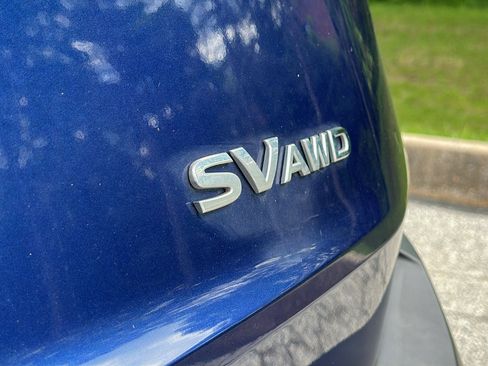 Certified 2023 Nissan Rogue SV image 9