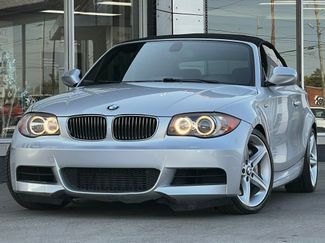 Used 2011 BMW 135i Convertible image 1