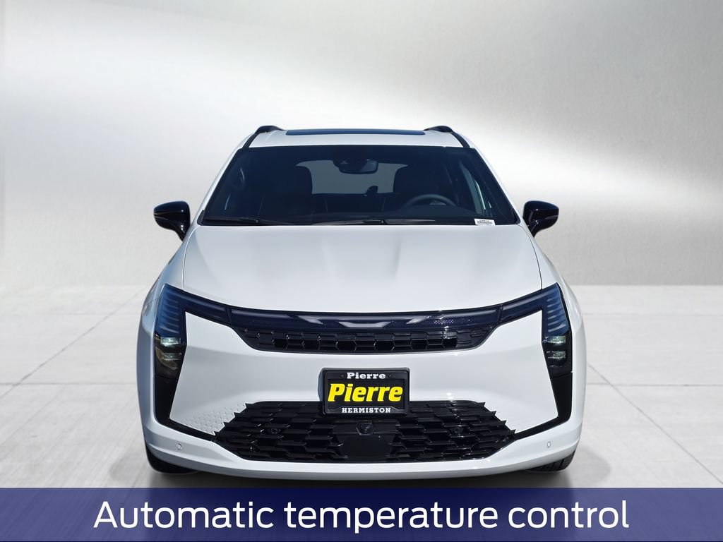 New 2027 Chrysler Pacifica Limited AWD/4WD image 7